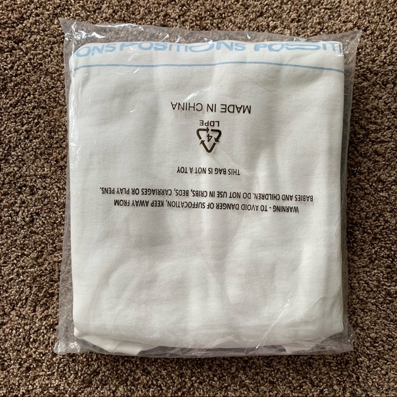 NEW Ariana Grande Positions Crewneck - Picture 5 of 8